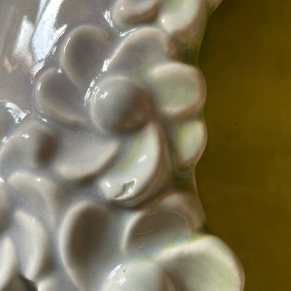 Royal Haeger Daisy Planter Rare Color - Picture 5 of 8